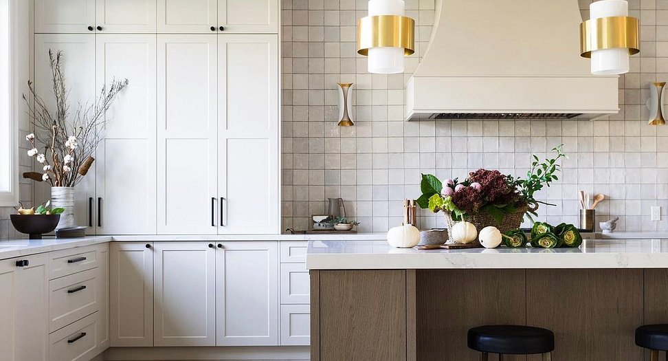 Elegant rift white oak with the touch of brass